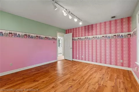 Bedroom - 2304 Brigadoon Dr, Fort Smith, AR 72908 photo 6 of 10