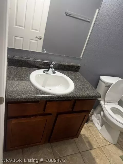 Bath - 7704 Huntington Way, Fort Smith, AR 72916 photo 1 of 2