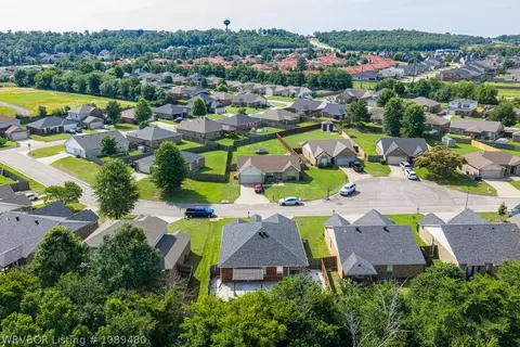 View/Area - 7804 Parkview Dr, Fort Smith, AR 72916 photo 18 of 19