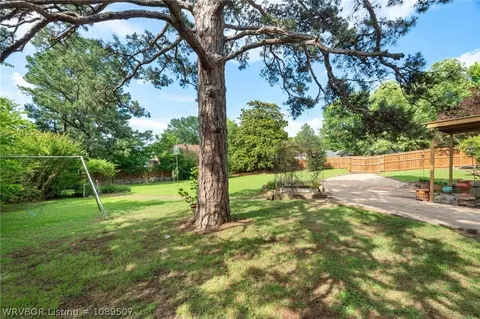 Exterior - 54 Hiland Dr, Fort Smith, AR 72901 photo 8 of 15