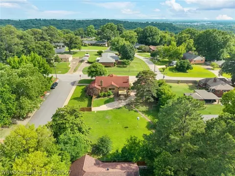 View/Area - 54 Hiland Dr, Fort Smith, AR 72901 photo 3 of 6