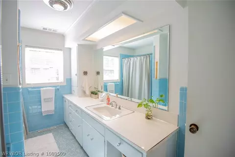 Bath - 421 N 49th St, Fort Smith, AR 72903 photo 2 of 4