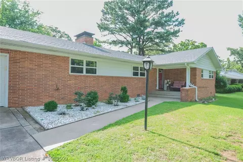 Exterior - 421 N 49th St, Fort Smith, AR 72903 photo 4 of 11