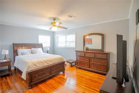 Bedroom - 421 N 49th St, Fort Smith, AR 72903 photo 1 of 5