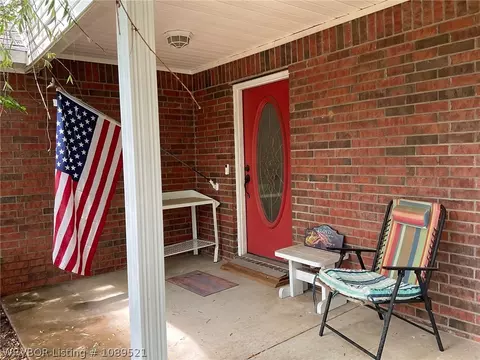 603 Hamilton Ln, Greenwood, AR 72936
