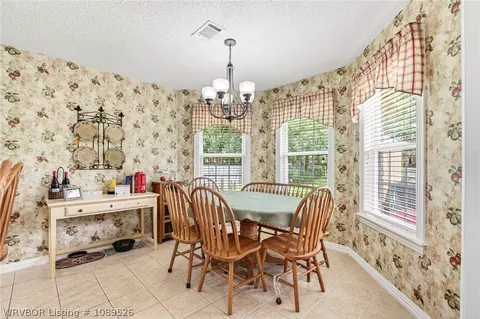 Dining - 5907 Cedar Break Dr, Fort Smith, AR 72916 photo 5 of 5