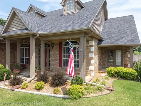 Exterior - 5907 Cedar Break Dr, Fort Smith, AR 72916 photo 7 of 15