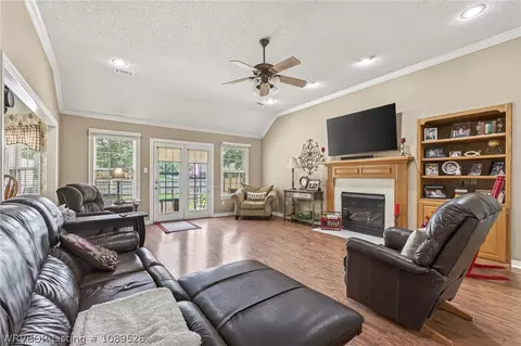 Living - 5907 Cedar Break Dr, Fort Smith, AR 72916 photo 3 of 3