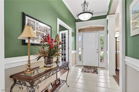 Entry Way - 5907 Cedar Break Dr, Fort Smith, AR 72916 photo 1 of 4