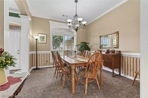 Dining - 5907 Cedar Break Dr, Fort Smith, AR 72916 photo 2 of 5