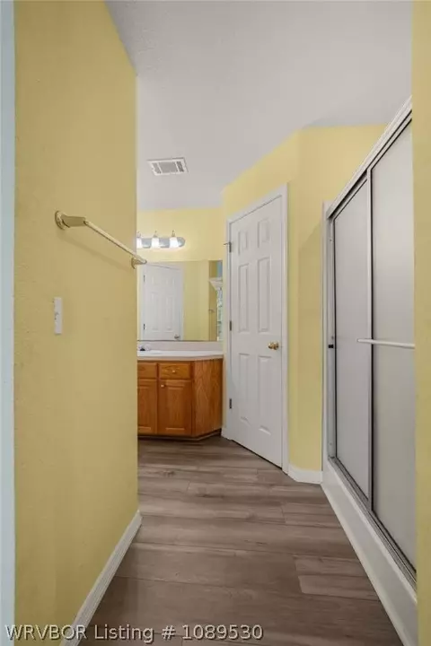Entry Way - 1907 Horne St, Lavaca, AR 72941 photo 1 of 4