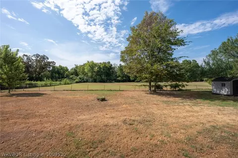 Exterior - 1907 Horne St, Lavaca, AR 72941 photo 7 of 11