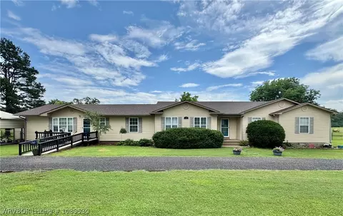 1907 Horne St, Lavaca, AR 72941