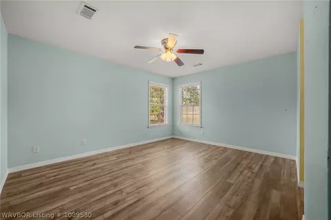 Bedroom - 1907 Horne St, Lavaca, AR 72941 photo 3 of 11