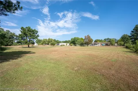 Exterior - 1907 Horne St, Lavaca, AR 72941 photo 9 of 11