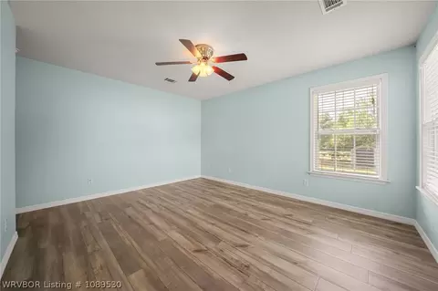 Bedroom - 1907 Horne St, Lavaca, AR 72941 photo 5 of 11
