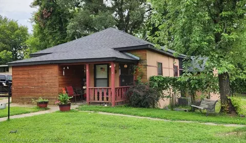 2004 Pryor Ave, Fort Smith, AR 72904