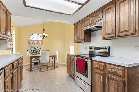 Kitchen - 1300 Princeton Dr, Fort Smith, AR 72908 photo 4 of 6