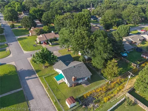 View/Area - 1300 Princeton Dr, Fort Smith, AR 72908 photo 1 of 1