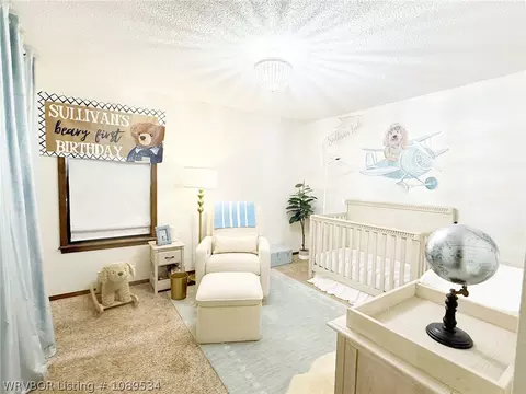 Bedroom - 911 E Hazel St, Sallisaw, OK 74955 photo 7 of 11