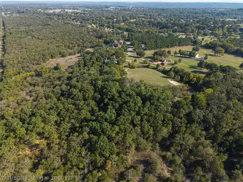 View/Area - 3801 Webb Way, Fort Smith, AR 72916 photo 6 of 7