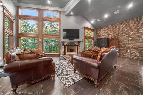 Living - 3801 Webb Way, Fort Smith, AR 72916 photo 6 of 8