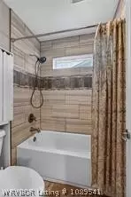 Bath - 7207 Riviera Dr, Fort Smith, AR 72903 photo 6 of 6