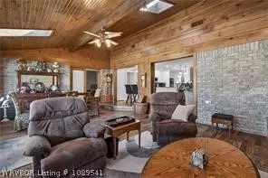 Entry Way - 7207 Riviera Dr, Fort Smith, AR 72903 photo 4 of 7