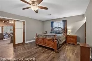 Bedroom - 7207 Riviera Dr, Fort Smith, AR 72903 photo 2 of 7