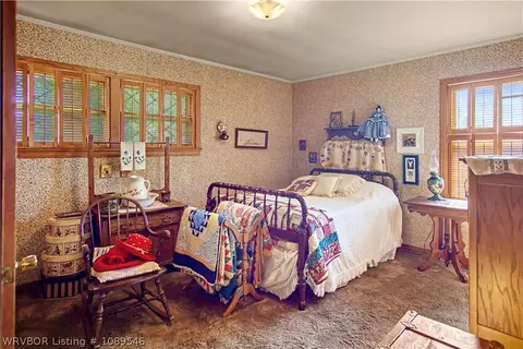 Bedroom - 163 4th St, Waldron, AR 72958 photo 7 of 8