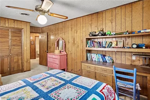 Bedroom - 163 4th St, Waldron, AR 72958 photo 4 of 8