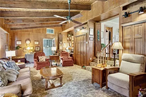 Living - 163 4th St, Waldron, AR 72958 photo 6 of 7