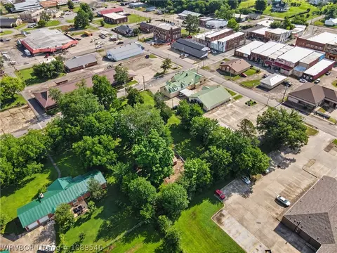 View/Area - 163 4th St, Waldron, AR 72958 photo 3 of 5