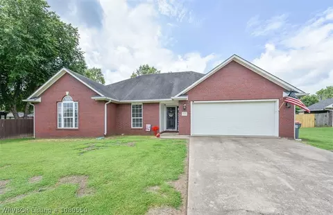 1535 Birchwood Ln, Greenwood, AR 72936