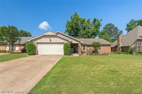 Exterior - 3016 S 105 St, Fort Smith, AR 72903 photo 2 of 4