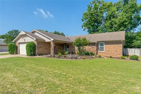 Exterior - 3016 S 105 St, Fort Smith, AR 72903 photo 3 of 4