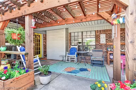 Exterior - 5201 92nd St, Fort Smith, AR 72903 photo 3 of 12