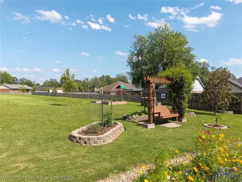 Exterior - 5201 92nd St, Fort Smith, AR 72903 photo 8 of 12