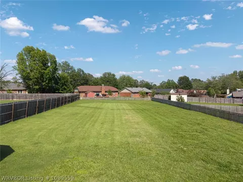 Exterior - 5201 92nd St, Fort Smith, AR 72903 photo 6 of 12