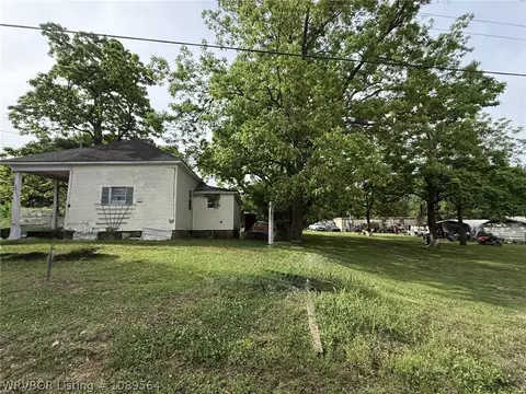 905 Southview St, Dyer, AR 72935