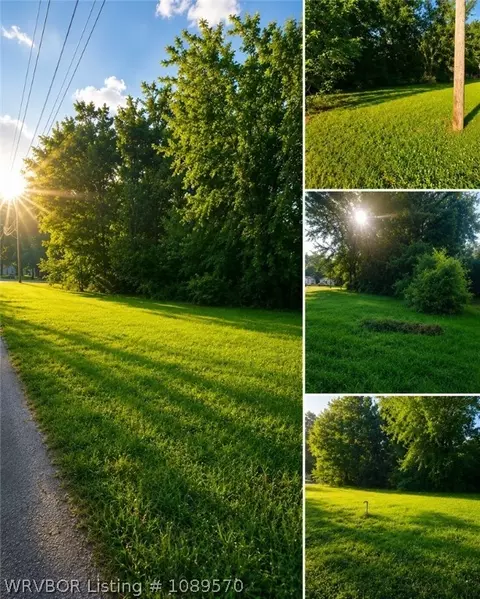 37 W 7th St, Mulberry, AR 72947