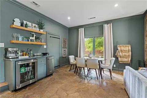 Dining - 1720 Albert Pike, Fort Smith, AR 72903 photo 3 of 3