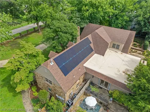 View/Area - 1720 Albert Pike, Fort Smith, AR 72903 photo 5 of 6