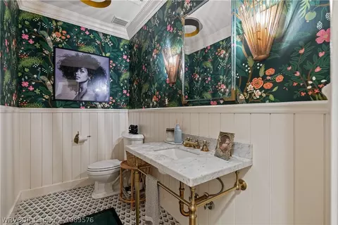 Bath - 1720 Albert Pike, Fort Smith, AR 72903 photo 1 of 5