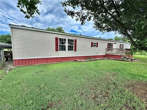 23970 Barkley Ln, Bokoshe, OK 74930