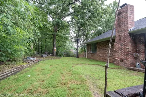 Exterior - 9708 Belhaven Vw, Fort Smith, AR 72908 photo 9 of 11
