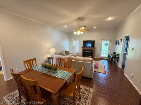 Dining - 5504 Chapen Dr, Fort Smith, AR 72916 photo 1 of 2