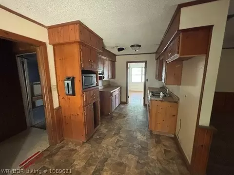 Entry Way - 7222 Jenny Lind Rd, Fort Smith, AR 72908 photo 1 of 1