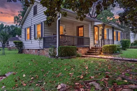Exterior - 2520 L St, Fort Smith, AR 72901 photo 2 of 10