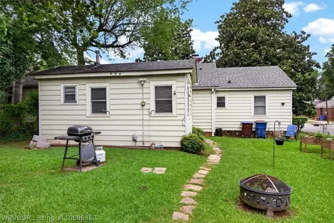 Exterior - 2520 L St, Fort Smith, AR 72901 photo 10 of 10